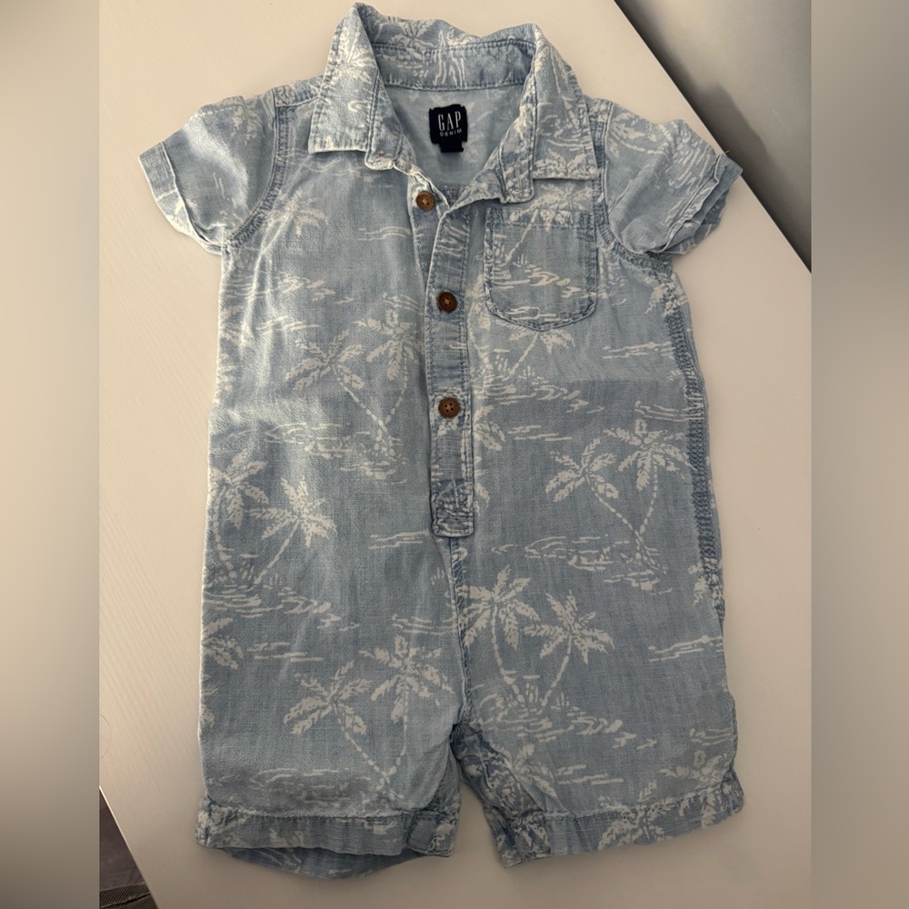 Baby GAP Chambray Cotton Light Blue Palm Print Romper 12-18 Month Toddler Boy